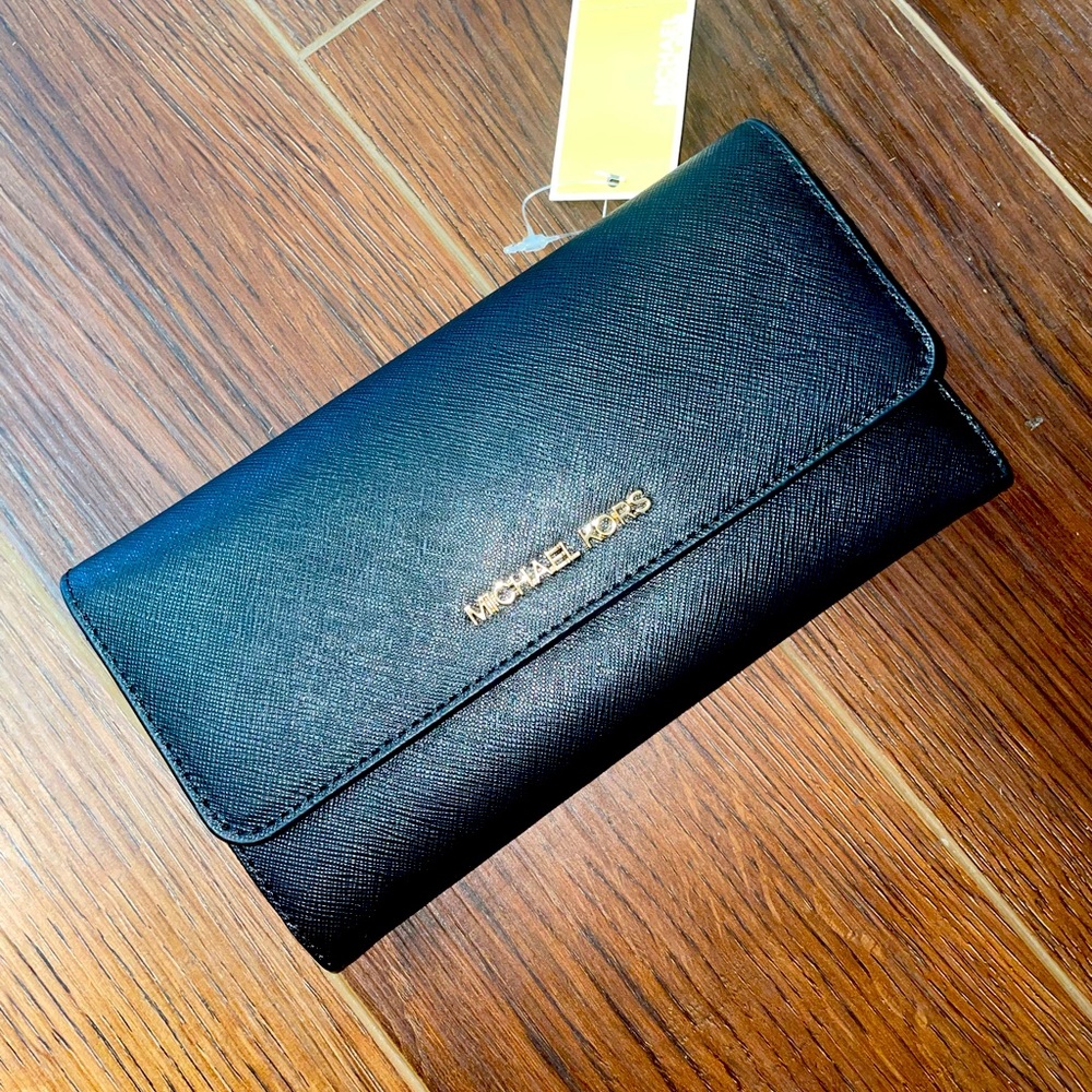 NWT Michael Kors Trifold Wallet